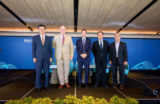 赵明昊教授赴新加坡访问交流