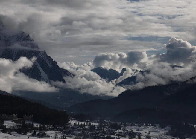 中国留学生在意大利多洛米蒂山区失联