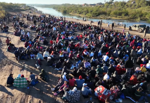 一类入境移民被盯上了 开始拘留讯问 亚裔男遭重审