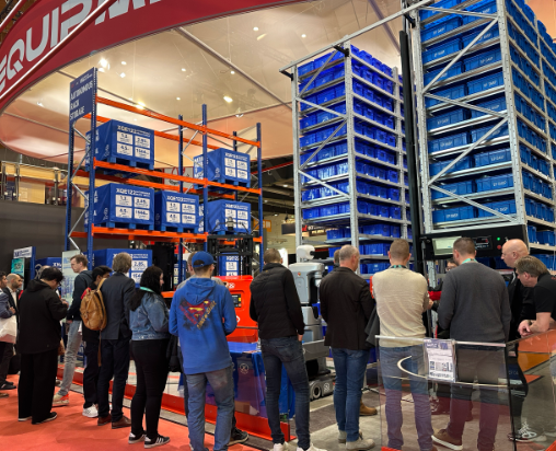 燃动德国LogiMAT 2026!中力数智机器人缘何圈粉全球客商?