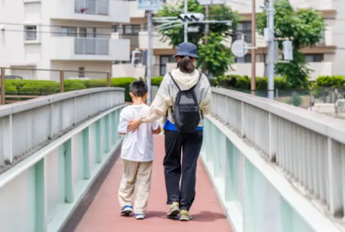 日本法律大改革：离婚夫妻可共享子女监护权　终结百年“单一亲权制”
